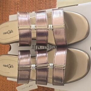 EAST 5TH BRAND WOMENS "METALLIC" SANDALS SIZE 7 MEDIUM